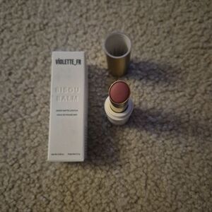 Violette_FR Bisou Balm Sheer Matte Lipstick Betise